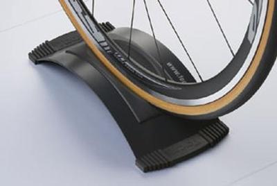 Tacx Front wheel Support<br><font color=red>(RRP �21.99 SAVE �3.00)</font>