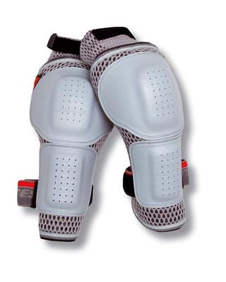 Dainese Elbow Guard <br><font color=red>(RRP �28.99 save �3.00)</font>