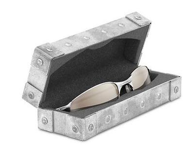 Oakley The Wire Vault