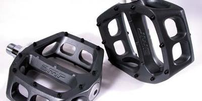 DMR V12 Pedal